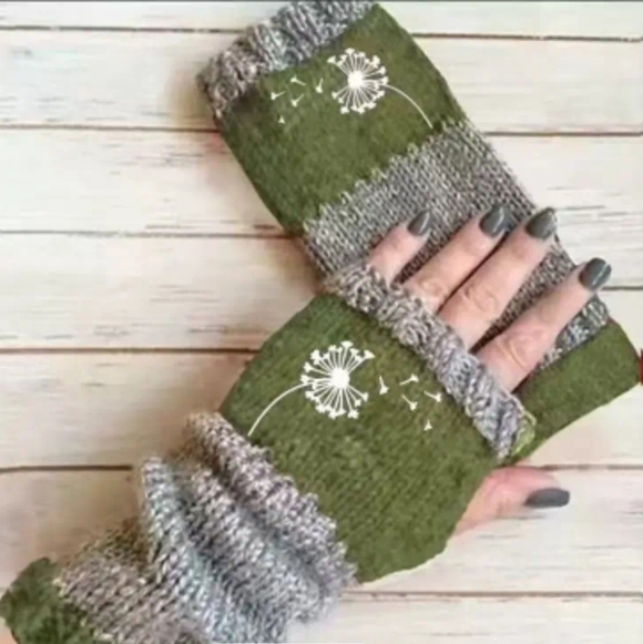 Elegant Black and Gray Fingerless Gloves - Picture 3 of 5